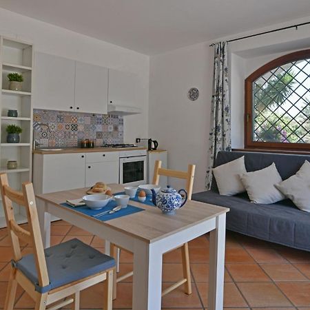 אסראלה Villa Biddizza מראה חיצוני תמונה